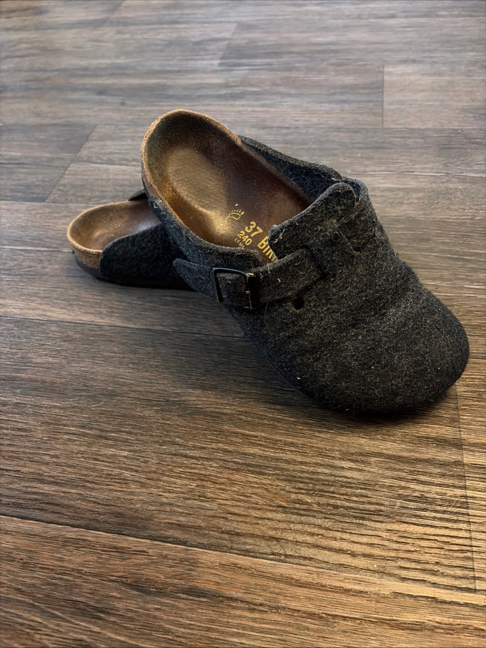 Birkenstock Women’s Boston Clog Wool Felt Cozy Dark Gray Size 37